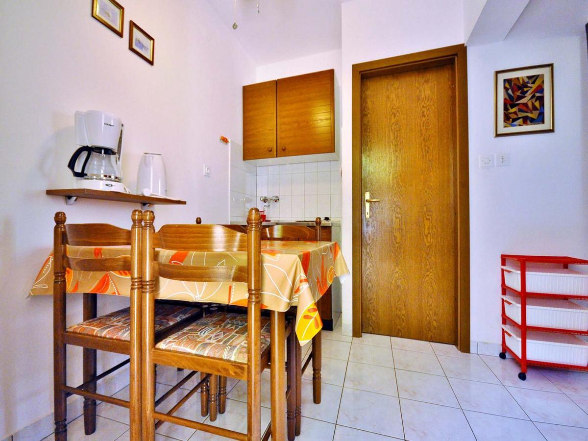 Apartment Bruna 653 ราบัซ ภายนอก รูปภาพ