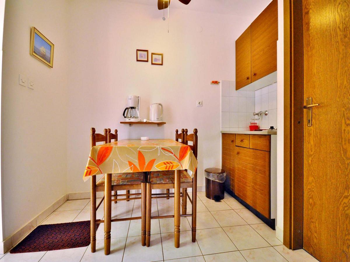 Apartment Bruna 653 ราบัซ ภายนอก รูปภาพ